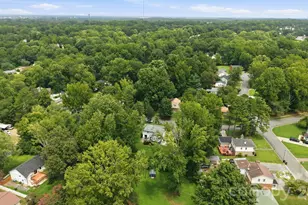 5914 Quiet Cove Ct, Charlotte, NC 28215 - Photo 32