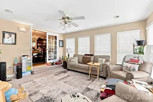 5914 Quiet Cove Ct, Charlotte, NC 28215 - Photo 6