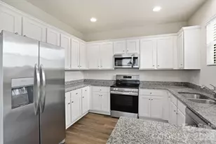 220 Lee St, Shelby, NC 28150 - Photo 10