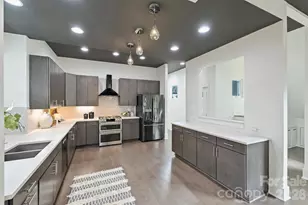 2111 Parson St, Charlotte, NC 28205 - Photo 6