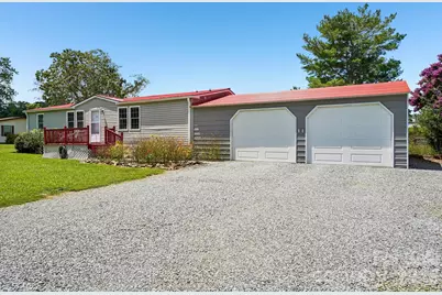 210 Leigh Anne Lane, Horse Shoe, NC 28742 - Photo 2