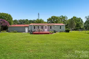 210 Leigh Anne Ln, Horse Shoe, NC 28742 - Photo 28
