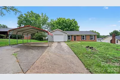 3766 Danube Drive, Winston Salem, NC 27105 - Photo 2