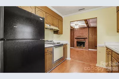 3766 Danube Drive, Winston Salem, NC 27105 - Photo 10