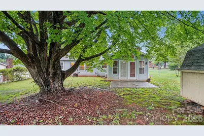 3766 Danube Drive, Winston Salem, NC 27105 - Photo 4