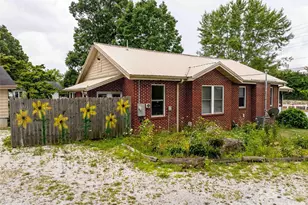 103 E King St, East Flat Rock, NC 28726 - Photo 34