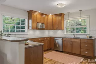 29 Westall Ave, Asheville, NC 28804 - Photo 10