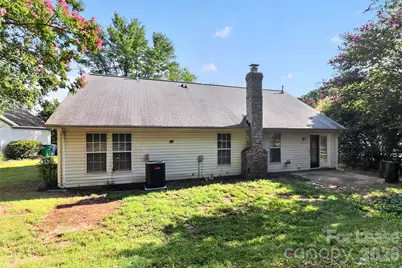3411 Pondridge Court, Charlotte, NC 28269 - Photo 2