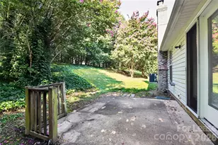 3411 Pondridge Ct, Charlotte, NC 28269 - Photo 32