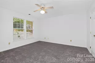 3411 Pondridge Ct, Charlotte, NC 28269 - Photo 24