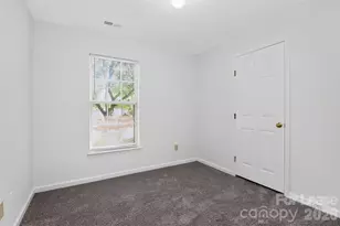 3411 Pondridge Ct, Charlotte, NC 28269 - Photo 20