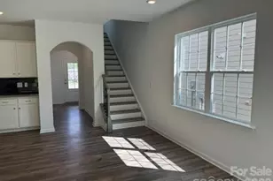1534 Swallow Tail Dr, Belmont, NC 28012 - Photo 4