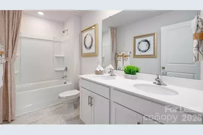 1330 37th Avenue Lane NE, Hickory, NC 28601 - Photo 16