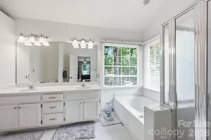 4620 Fairvista Dr, Charlotte, NC 28269 - Photo 18