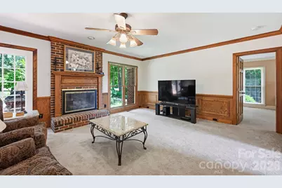 4620 Fairvista Drive, Charlotte, NC 28269 - Photo 6