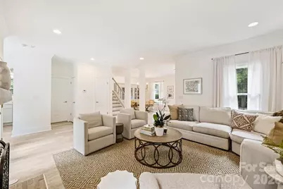 1328 Ivey Drive, Charlotte, NC 28205 - Photo 12