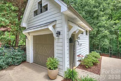1328 Ivey Drive, Charlotte, NC 28205 - Photo 28