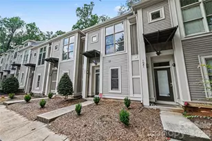 1043 Park West Dr, Charlotte, NC 28209 - Photo 2