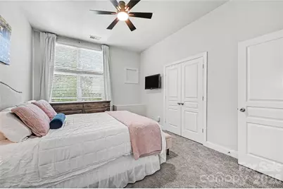 1043 Park West Drive, Charlotte, NC 28209 - Photo 14