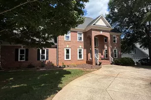232 40th Ave Dr NW, Hickory, NC 28601 - Photo 2