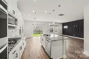 527 Palmarosa St, Fort Mill, SC 29715 - Photo 12
