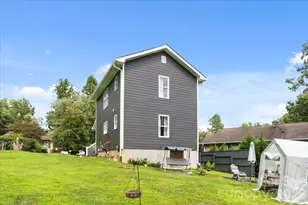 100 Victoria Springs Dr, Flat Rock, NC 28731 - Photo 28
