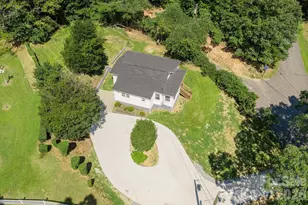 811 Markham Rd, Tryon, NC 28782 - Photo 16