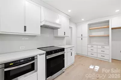 6900 Norchester Court, Charlotte, NC 28227 - Photo 12