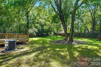 6900 Norchester Court, Charlotte, NC 28227 - Photo 32