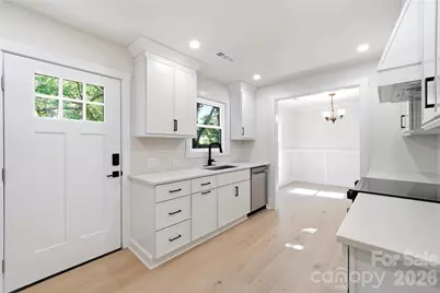 6900 Norchester Court, Charlotte, NC 28227 - Photo 16