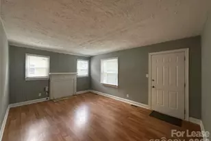 2660 Revolution Pk Dr, Charlotte, NC 28206 - Photo 2