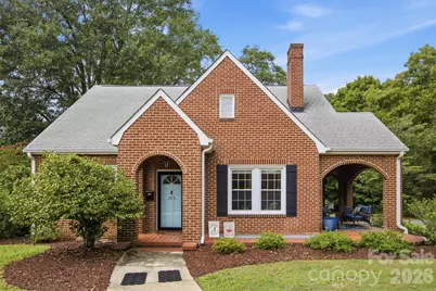 105 S Maple Street, Dallas, NC 28034 - Photo 1