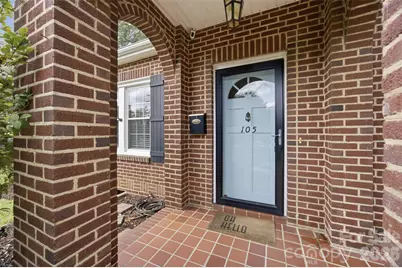 105 S Maple Street, Dallas, NC 28034 - Photo 2