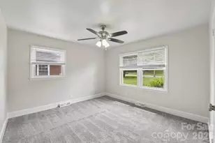 3624 Sargeant Dr, Charlotte, NC 28217 - Photo 18