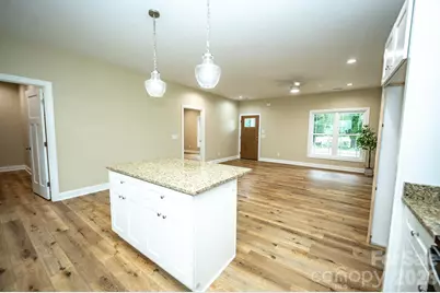 258 Florida Avenue, Spindale, NC 28160 - Photo 6
