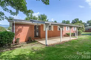 32 Kathy Dr, Waynesville, NC 28786 - Photo 22