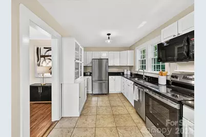 1824 Chestnut Avenue, Charlotte, NC 28205 - Photo 10