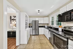 1824 Chestnut Ave, Charlotte, NC 28205 - Photo 10