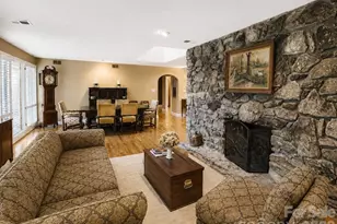 4821 Elmhurst Dr NE, Hickory, NC 28601 - Photo 10