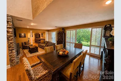 4821 Elmhurst Drive NE, Hickory, NC 28601 - Photo 12