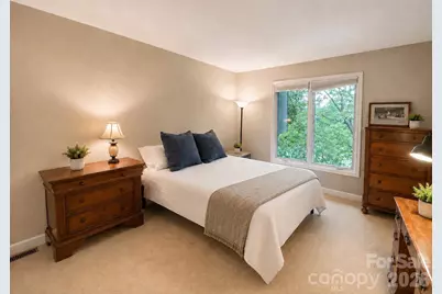 4821 Elmhurst Drive NE, Hickory, NC 28601 - Photo 38