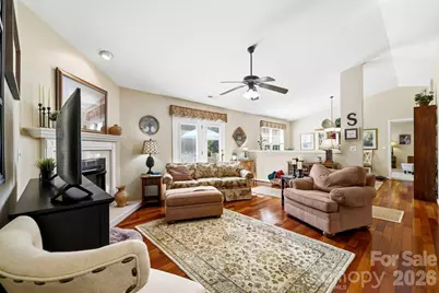 403 W Coventry Drive, Franklin, NC 28734 - Photo 6
