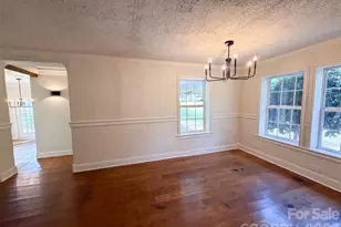 1077 Allendale Cir, Rock Hill, SC 29732 - Photo 8