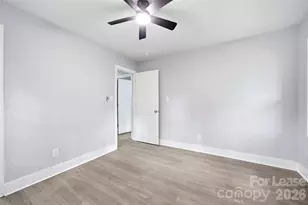 553 Derrydowne Dr, Charlotte, NC 28213 - Photo 38