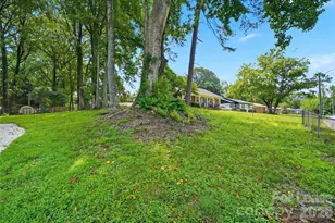 553 Derrydowne Dr, Charlotte, NC 28213 - Photo 30