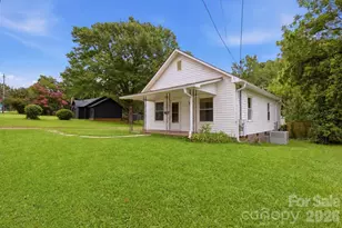403 Faulkner St, Clover, SC 29710 - Photo 4