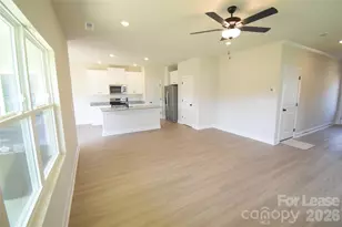 3519 Narrow Ln, Charlotte, NC 28215 - Photo 4