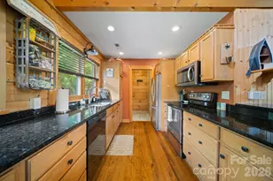 417 Garden Ln, Lake Lure, NC 28746 - Photo 10