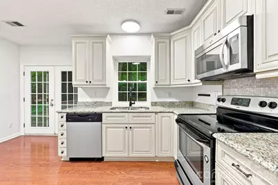 6004 Elm Cove Lane, Charlotte, NC 28269 - Photo 10