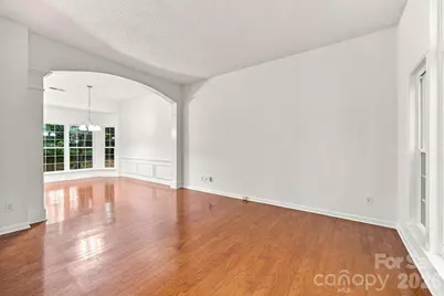 6004 Elm Cove Lane, Charlotte, NC 28269 - Photo 6